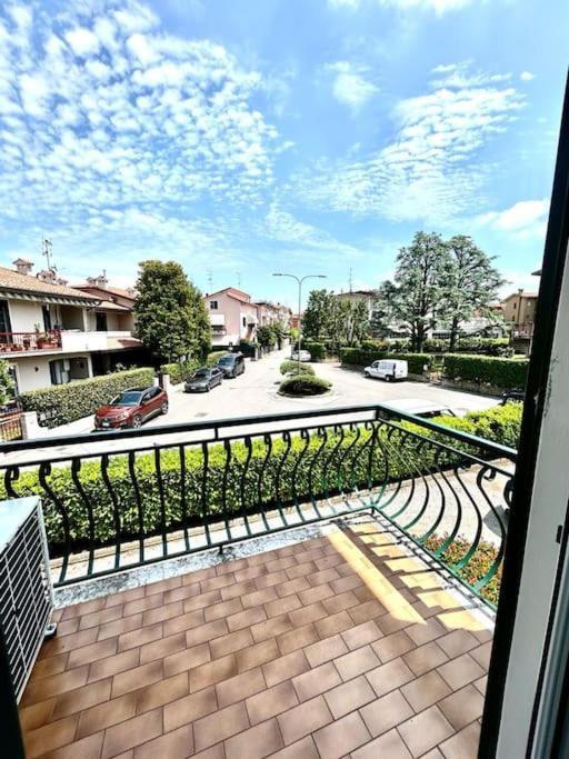 Appartamento Chloe Сирмионе Экстерьер фото